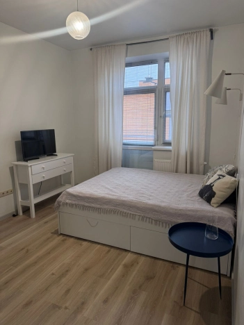 Купить квартиру в Москве. Вариант № 8431324, 5, площадь -  квм, цена 9900000 рублей