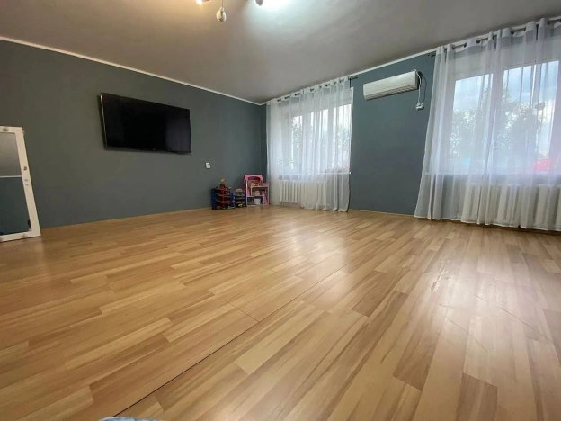 Купить квартиру в Тобольске. Вариант № 2535392, 19, площадь -  квм, цена 7800000 рублей