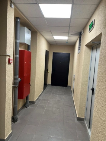 Купить трехкомнатную квартиру в Одинцове. Вариант № 5756356, 7, площадь -  квм, цена 14600000 рублей