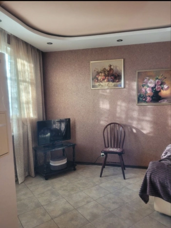 Купить четырехкомнатную квартиру в Иркутской области. Вариант № 10405327, 1, площадь -  квм, цена 5990000 рублей