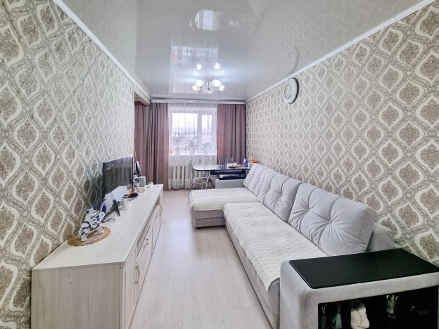 Купить трехкомнатную квартиру в Кызыле. Вариант № 7328, 2, площадь - квм, цена 8900000 рублей