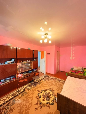 Купить квартиру в Тобольске. Вариант № 6758171, 9, площадь -  квм, цена 2700000 рублей