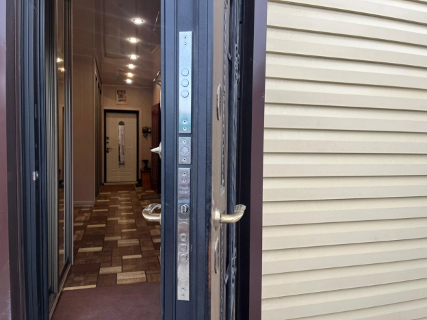 Купить дом в Микрорайоне Байкальск, Ангарск в Ангарске. Вариант № 2464547, 22, площадь -  квм, цена 11000000 рублей