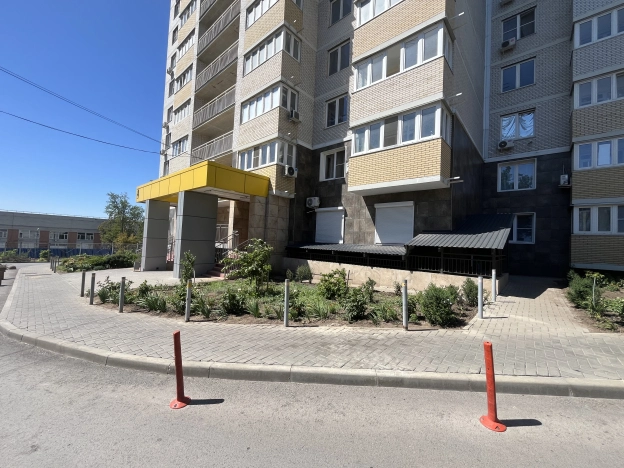 Снять коммерческую недвижимость в Ростове-на-Дону. Вариант № 3474394, 3, площадь -  квм, цена 100000 рублей