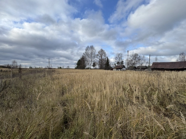 Купить дом на улице 1 Мая в Нижегородской области. Вариант № 8761861, 4, площадь -  квм, цена 950000 рублей