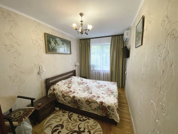 Купить двухкомнатную квартиру в Республике Крым. Вариант № 3928511, 5, площадь -  квм, цена 11300000 рублей