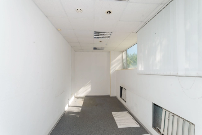 Купить коммерческую недвижимость свободного назначения в Тобольске. Вариант № 3900, 14, площадь -  квм, цена 16000000 рублей