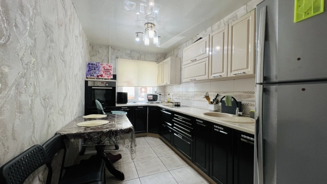 Купить квартиру на улице Комарова в Улан-Удэ. Вариант № 4131879, 1, площадь -  квм, цена 7790000 рублей