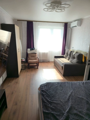 Купить двухкомнатную квартиру в Новороссийске. Вариант № 1950890, 10, площадь -  квм, цена 9500000 рублей