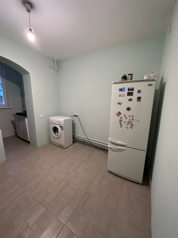 Купить трехкомнатную квартиру в Микрорайоне 8-й, Элиста в Элисте. Вариант № 6324, 7, площадь -  квм, цена 5500000 рублей