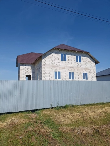 Купить дом в Микрорайоне Советский, Стерлитамак в Стерлитамаке. Вариант № 11155, 1, площадь -  квм, цена 7250000 рублей