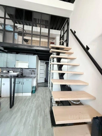 Купить квартиру в Москве. Вариант № 7655769, 3, площадь -  квм, цена 10900000 рублей