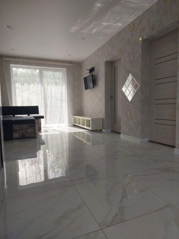 Купить дом в Калининграде. Вариант № 9954596, 4, площадь -  квм, цена 8930000 рублей