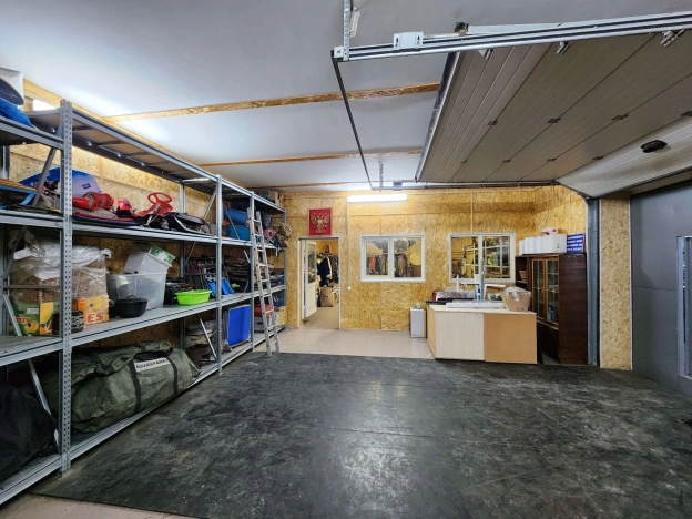 Купить дом на улице Тургенева в Новосибирске. Вариант № 7273956, 37, площадь -  квм, цена 90000000 рублей