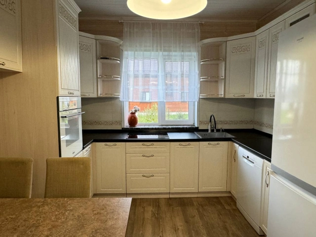 Купить дом в Москве. Вариант № 6711349, 10, площадь -  квм, цена 11500000 рублей