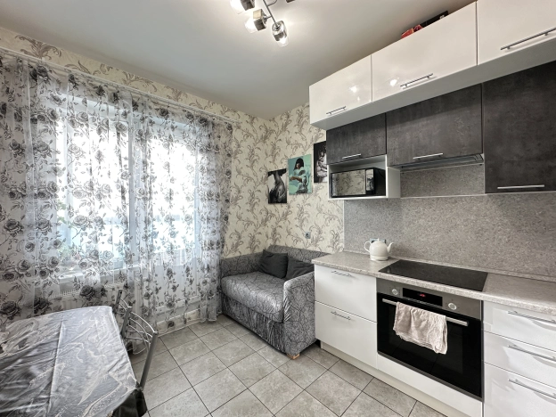 Купить квартиру на улице Петровский бульвар в Ленинградской области. Вариант № 60743, 7, площадь - квм, цена 6200000 рублей