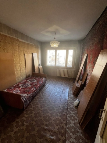 Купить квартиру в Иркутске. Вариант № 9816290, 8, площадь - квм, цена 5150000 рублей