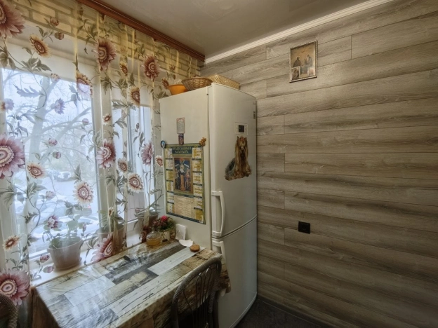 Купить квартиру на улице Донецкая в Белгороде. Вариант № 8927961, 7, площадь -  квм, цена 6150000 рублей