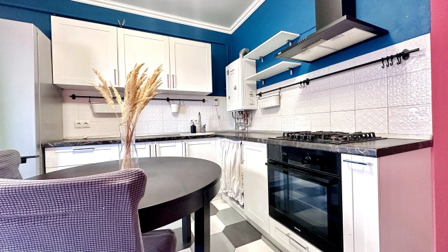 Купить однокомнатную квартиру на улице Войсковая в Краснодаре. Вариант № 44702, 3, площадь -  квм, цена 4300000 рублей