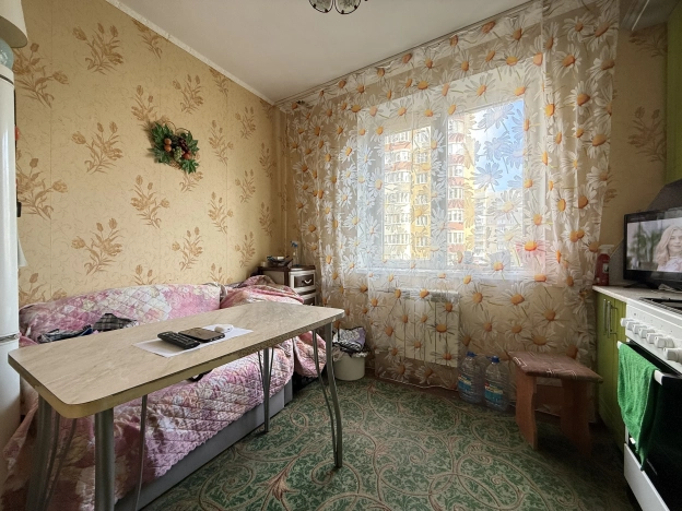 Купить квартиру в Белгороде. Вариант № 8101409, 7, площадь -  квм, цена 3750000 рублей