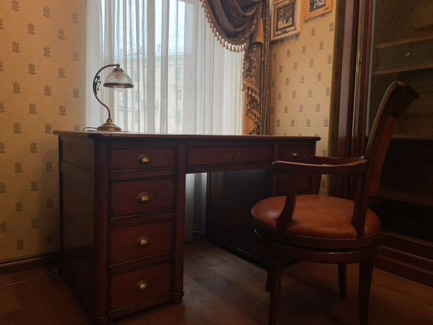 Купить пятикомнатную квартиру в Санкт-Петербурге. Вариант № 49123, 21, площадь -  квм, цена 135000000 рублей