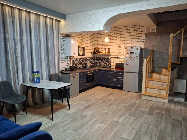 Купить дом в Воронеже. Вариант № 15033, 2, площадь -  квм, цена 8750000 рублей