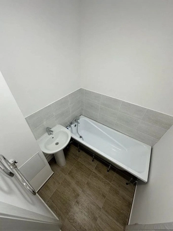 Купить двухкомнатную квартиру в Новосибирской области. Вариант № 10331396, 8, площадь -  квм, цена 5950000 рублей