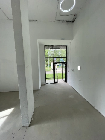 Снять коммерческую недвижимость в Москве. Вариант № 13686, 4, площадь - квм, цена 100000 рублей