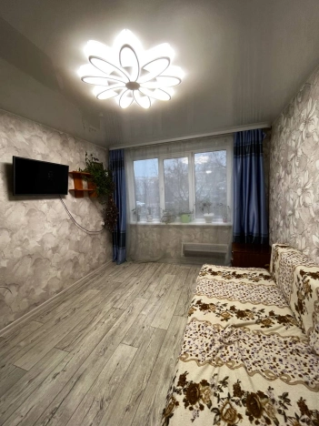 Купить однокомнатную квартиру в Пермском крае. Вариант № 9445951, 0, площадь -  квм, цена 1900000 рублей