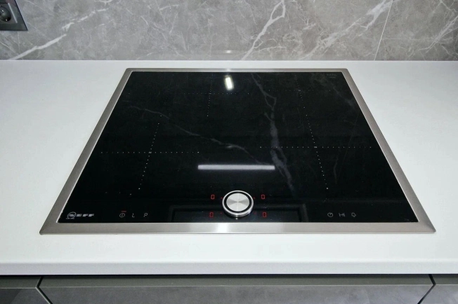 Купить двухкомнатную квартиру на улице Артиллерийская в Калининграде. Вариант № 56212, 4, площадь -  квм, цена 12990000 рублей