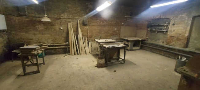 Купить производственные помещения в Лакинске. Вариант № 9870863, 12, площадь -  квм, цена 2900000 рублей