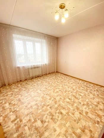 Купить однокомнатную квартиру в Октябрьском. Вариант № 6851242, 6, площадь -  квм, цена 2980000 рублей