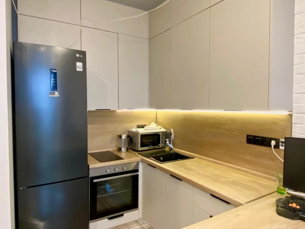 Купить квартиру в Москве. Вариант № 8534160, 4, площадь -  квм, цена 22490000 рублей