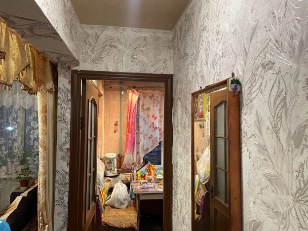 Купить двухкомнатную квартиру в Иркутской области. Вариант № 10584656, 8, площадь -  квм, цена 3590000 рублей