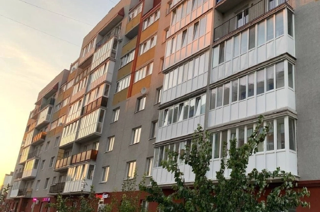 Купить трехкомнатную квартиру в Калининграде. Вариант № 8318613, 0, площадь -  квм, цена 9200000 рублей