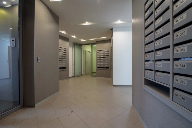 Купить однокомнатную квартиру в Новосибирске. Вариант № 9091481, 13, площадь -  квм, цена 9100000 рублей