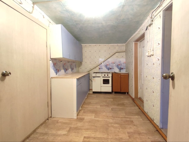 Купить дом на улице Набережная в Тюменской области. Вариант № 36310, 9, площадь -  квм, цена 1600000 рублей