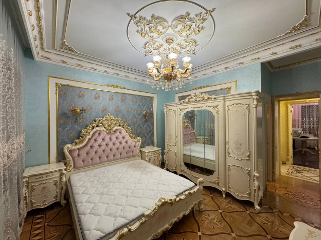 Купить квартиру в Москве. Вариант № 9109202, 4, площадь -  квм, цена 49700000 рублей