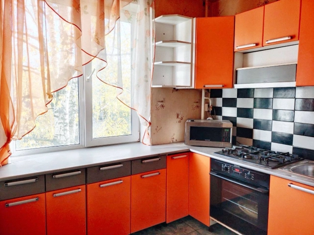 Купить трехкомнатную квартиру на улице проезд Алексея Афанасьева в Петрозаводске. Вариант № 11143, 0, площадь -  квм, цена 4600000 рублей