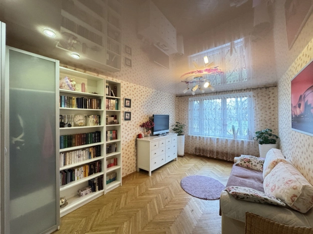 Купить квартиру в Москве. Вариант № 8056668, 2, площадь - квм, цена 16300000 рублей