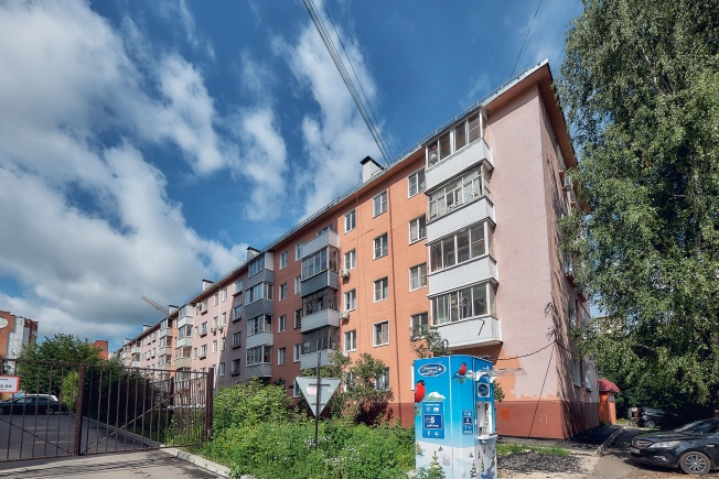 Купить трехкомнатную квартиру на улице Касимовское шоссе в Рязани. Вариант № 54950, 16, площадь -  квм, цена 3600000 рублей