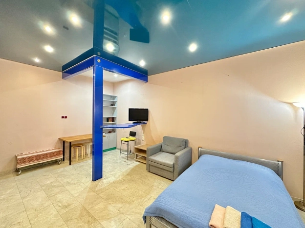 Купить однокомнатную квартиру в Санкт-Петербурге. Вариант № 9938003, 2, площадь -  квм, цена 8990000 рублей