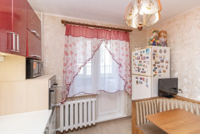 Купить квартиру на вторичке в ЖК Отражение в Владимире. Вариант № 7196, 4, площадь -  квм, цена 6000000 рублей