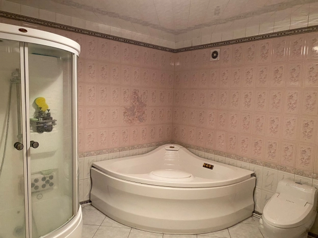 Купить четырехкомнатную квартиру на улице Шилова в Чите. Вариант № 36078, 32, площадь -  квм, цена 21120000 рублей