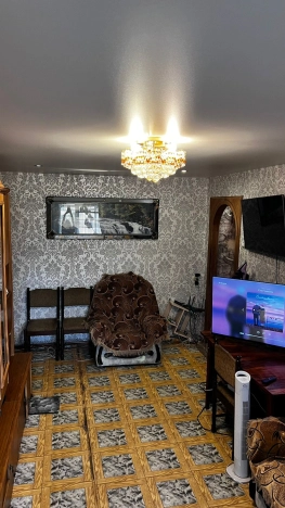 Купить трехкомнатную квартиру в районе Ленинский в Новосибирске. Вариант № 59887, 5, площадь -  квм, цена 5100000 рублей