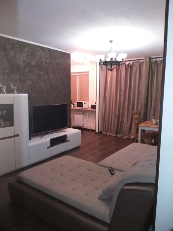 Купить трехкомнатную квартиру в Ростовской области. Вариант № 3469180, 1, площадь -  квм, цена 4999999 рублей