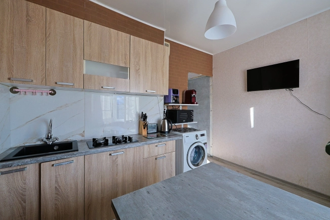 Купить квартиру в Калининграде. Вариант № 7993392, 13, площадь -  квм, цена 3800000 рублей