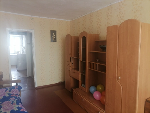 Купить двухкомнатную квартиру на улице Карла Маркса в Приморском крае. Вариант № 7791, 4, площадь -  квм, цена 650000 рублей