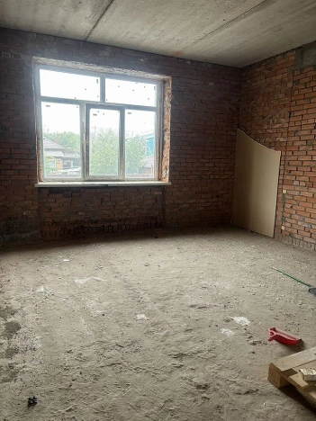 Купить трехкомнатную квартиру в Ростовской области. Вариант № 3527552, 5, площадь -  квм, цена 11999999 рублей