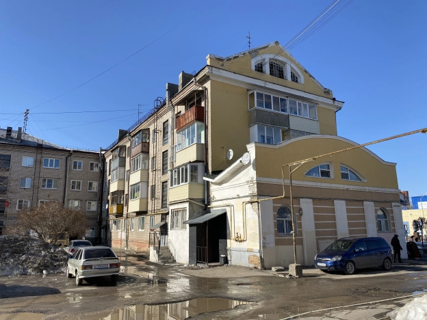 Купить офисы в Йошкар-Оле. Вариант № 41569, 9, площадь -  квм, цена 5300000 рублей